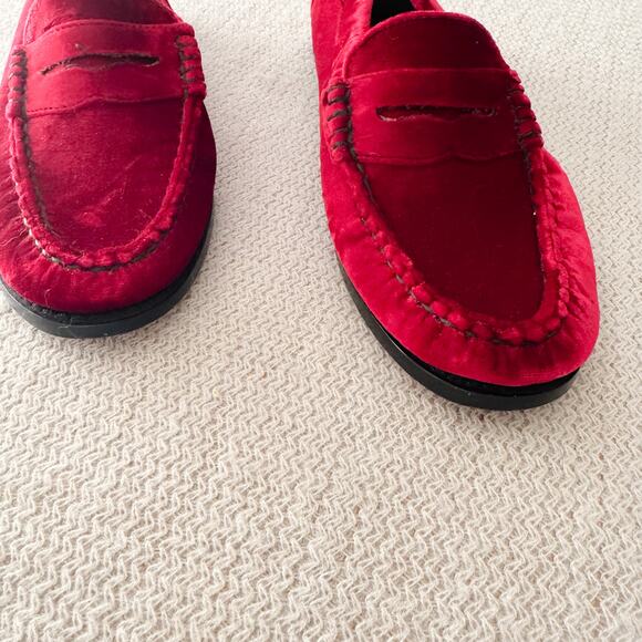 G.H. Bass Red Velvet Whitney Weejuns Loafer 8.5 Old Money Quiet Luxury Slide On - Picture 3 of 12